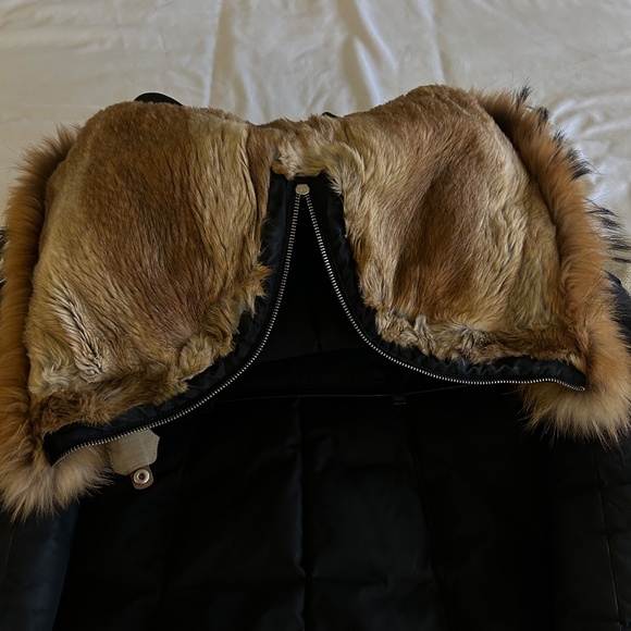 Mackage winter jacket Sise Small for Woman - Picture 6 of 8